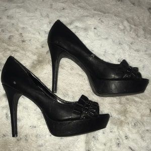 Jessica Simpson heels